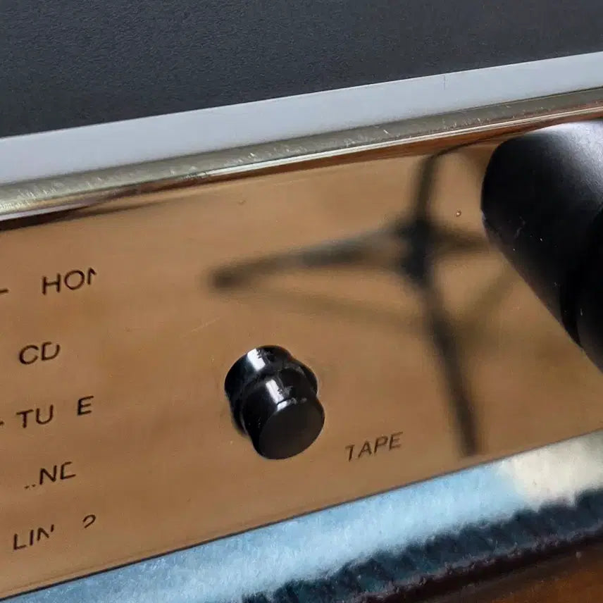 [BUNJANG] Aura Intergrated Amplifier AUV-100 / 오라 인티 엠프 AUV-100 판매합니다