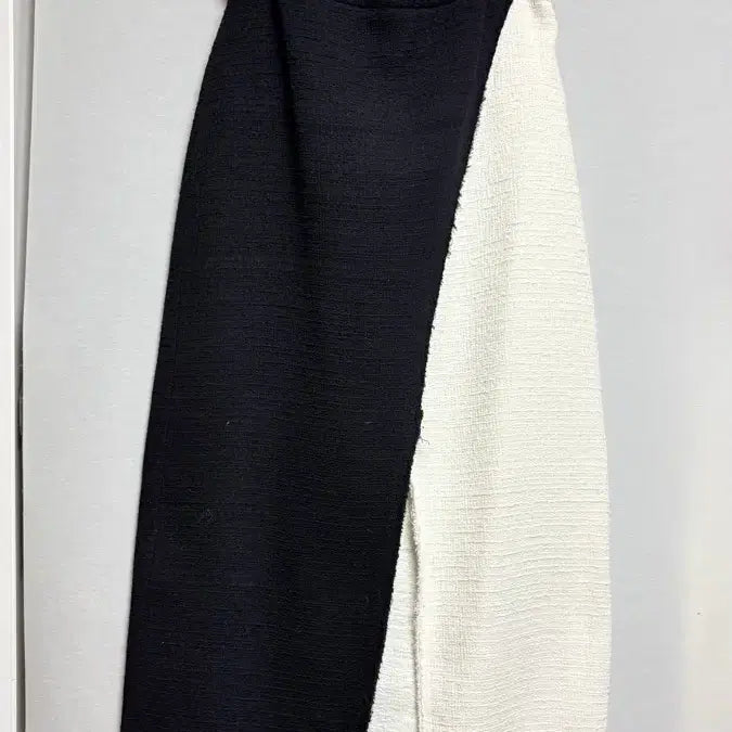[BUNJANG] Zara Tweed Color-Block Midi Skirt / Zara 자라 트위드 배색 미디 스커트 S
