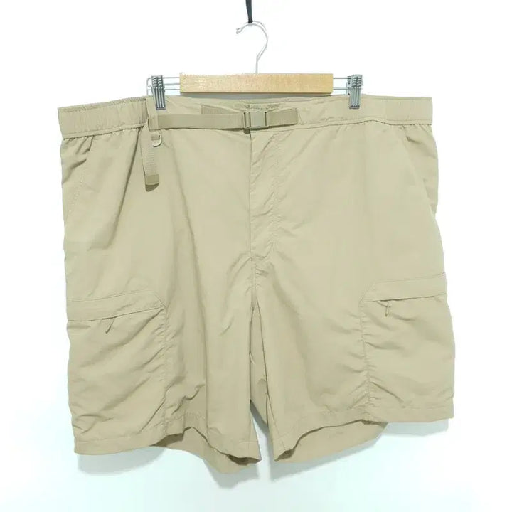 [BUNJANG] Uniqlo Gear Short Pants 4XL / 유니클로 기어 쇼트 팬츠 4XL_S2327