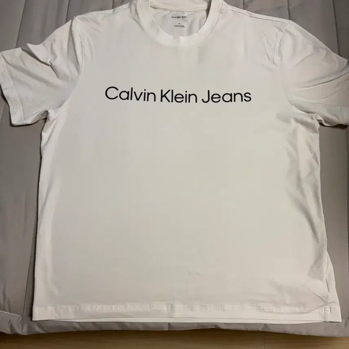 [BUNJANG] Calvin Klein Jeans T-Shirt / 캘빈클라인 진스 반팔티 팔아요