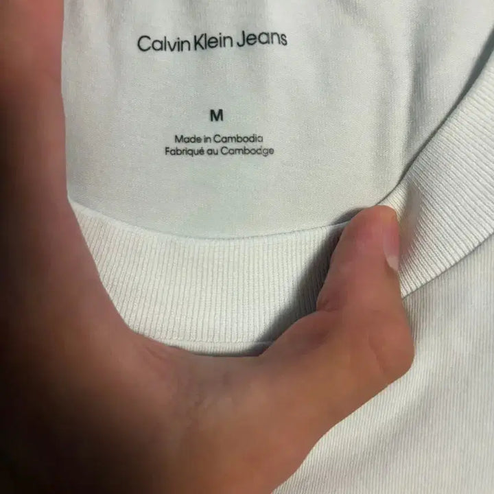 [BUNJANG] Calvin Klein Jeans T-Shirt / 캘빈클라인 진스 반팔티 팔아요