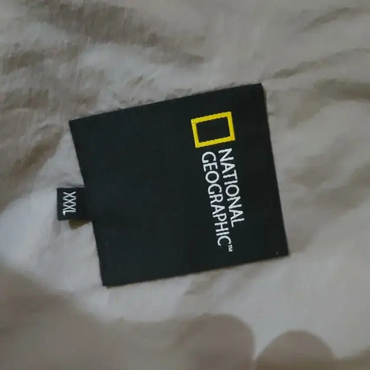 [BUNJANG] National Geographic Hooded Windbreaker Jumper / 네셔널 지오그래픽 바람막이 점퍼