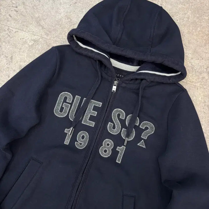 [BUNJANG] Guess Navy Fleece Lined Hooded Zip-Up / 게스 기모 네이비 후드집업 