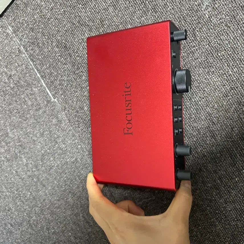 [BUNJANG] Focusrite Scarlett 2i2 4th Gen Audio Interface / 포커스라이트 스칼렛 2i2 4세대 상태 최상