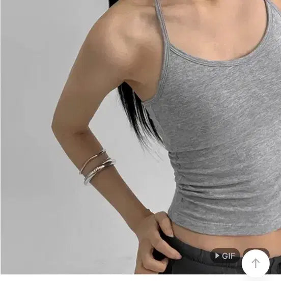 [BUNJANG] Black Up Chica Halter Neck Top with Built-in Cups / 블랙업 치코 홀터 나시 캡내장