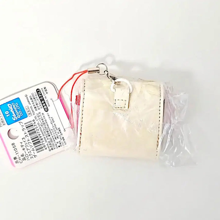 [BUNJANG] Hello Kitty Wallet Charm / 키티 지갑 키링, 키티 지갑, 키티 스트랩