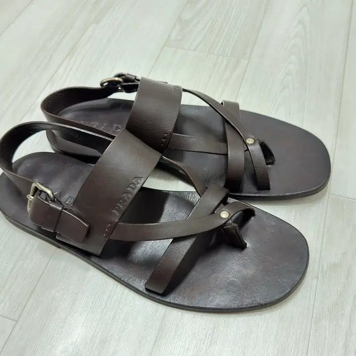 [BUNJANG] Prada Leather Sandals / 프라다 샌들