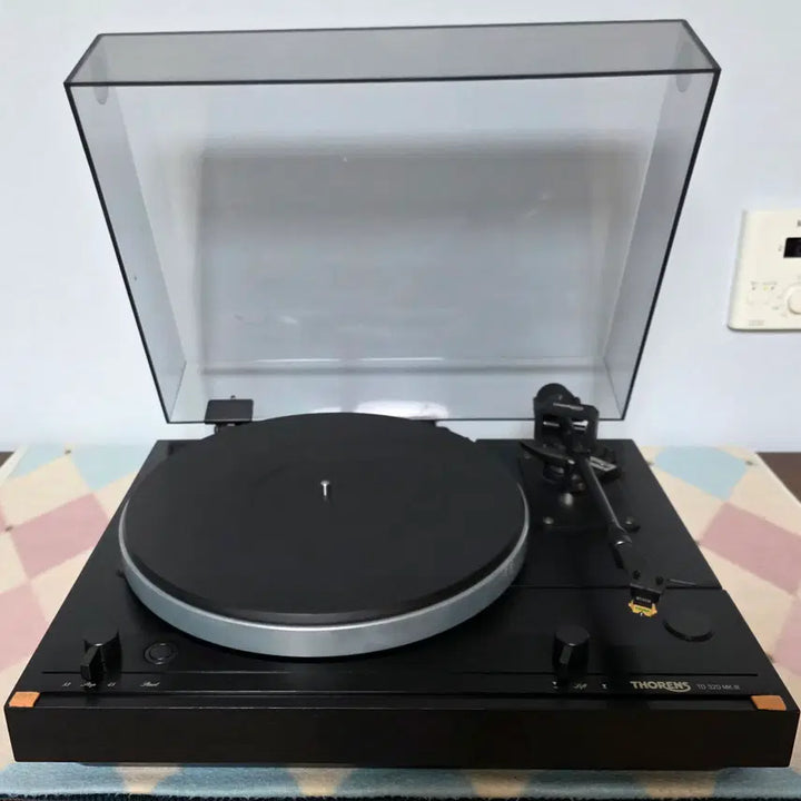 [BUNJANG] Thorens TD 320 MK III Turntable / Thorens TD 320 MK III