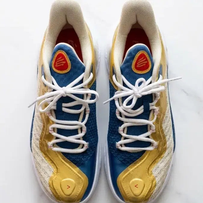 [BUNJANG] Nike LeBron Low 12 USA &amp; Under Armour Curry 11 Championship / 나이키 르브론 로우 12 USA / 언더아머 커리 11 챔피언쉽