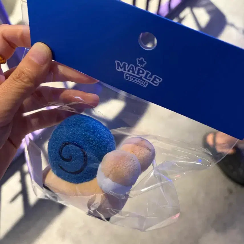 [SOLD OUT] 롯데월드 메이플스토리 파란 달팽이 헤어핀인형
