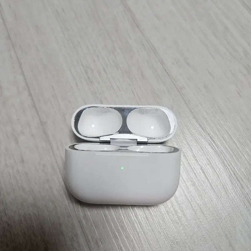 [BUNJANG] Apple AirPods Pro 2 (8-pin) Charging Case - Replacement Part / 애플 에어팟프로2 8핀 본체(정상작동)