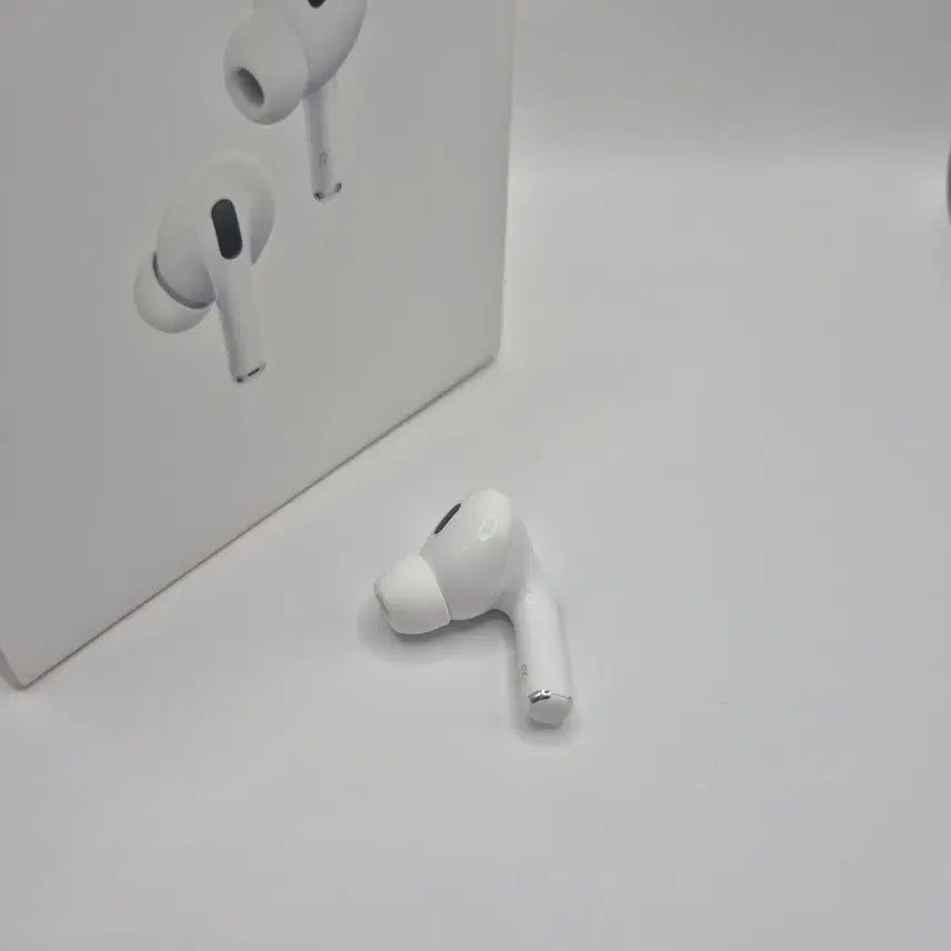 [BUNJANG] Apple AirPods Pro 2 (2nd Gen) USB-C Right Earbud - Used / 에어팟 프로2 C타입 오른쪽 이어폰 단품/중고
