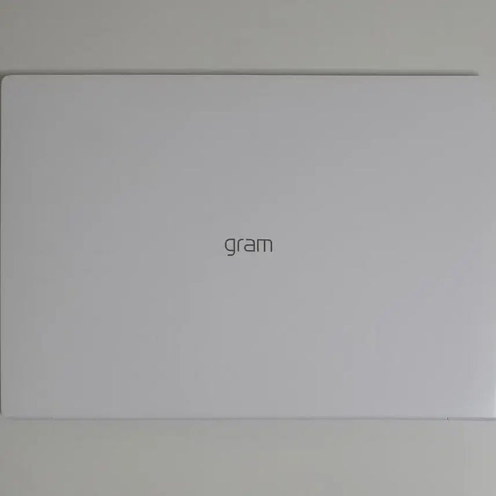 [BUNJANG] LG Gram 17Z995 VA5EK Laptop / LG 그램 17Z995 VA5EK (LG 노트북)