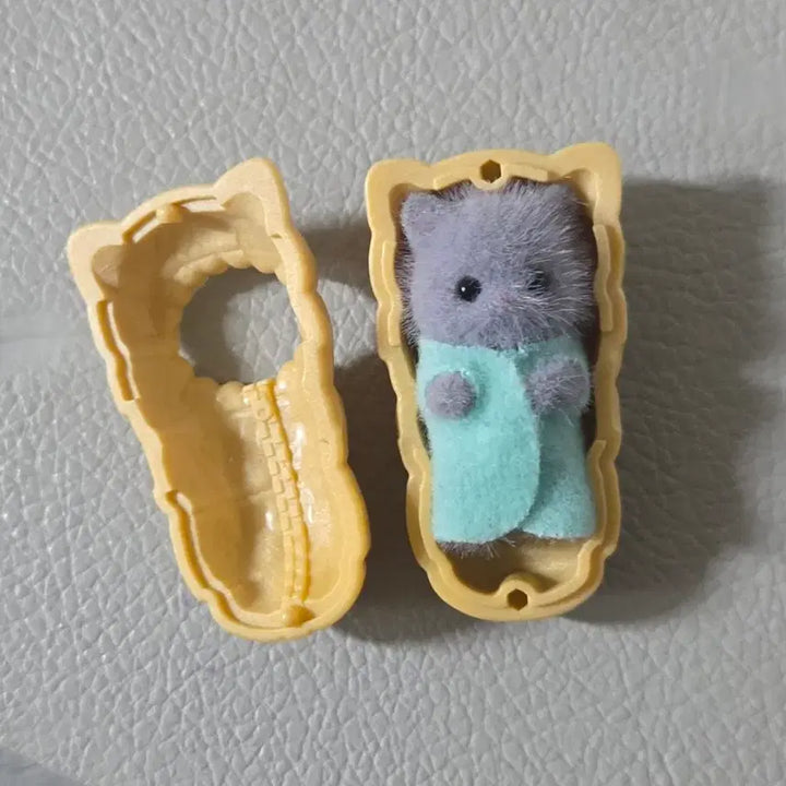 [BUNJANG] Sylvanian Families Persian Cat Newborn / 실바니안 페르시안 고양이 신생아