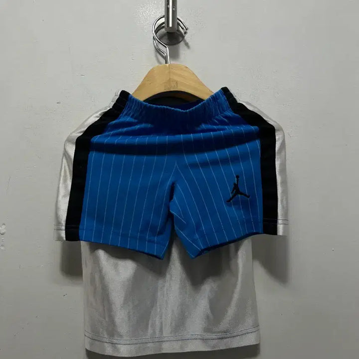 [BUNJANG] Nike Air Jordan Blue Basketball Uniform Set Kids 2T / 나이키 에어조던 농구 유니폼 세트 블루 키즈 2T