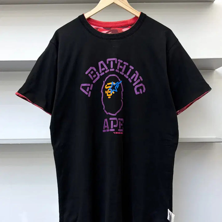 [BUNJANG] BAPE Reversible Neon College Saru T-Shirt / 베이프 리버시블 네온 컬리지 사루 티셔츠