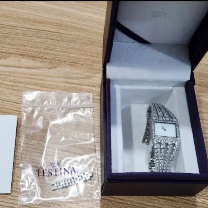 [BUNJANG] J.ESTINA Cubic Women&