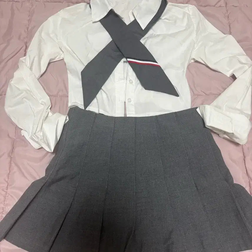 [BUNJANG] Imported Shirt, Tie + Skirt Set / 수입 셔츠 타이+ 스커트 세트