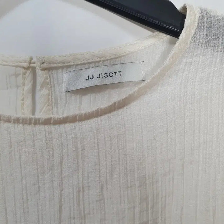 [BUNJANG] JIGOTT Wrinkle Blouse / jj지고트 링클 블라우스