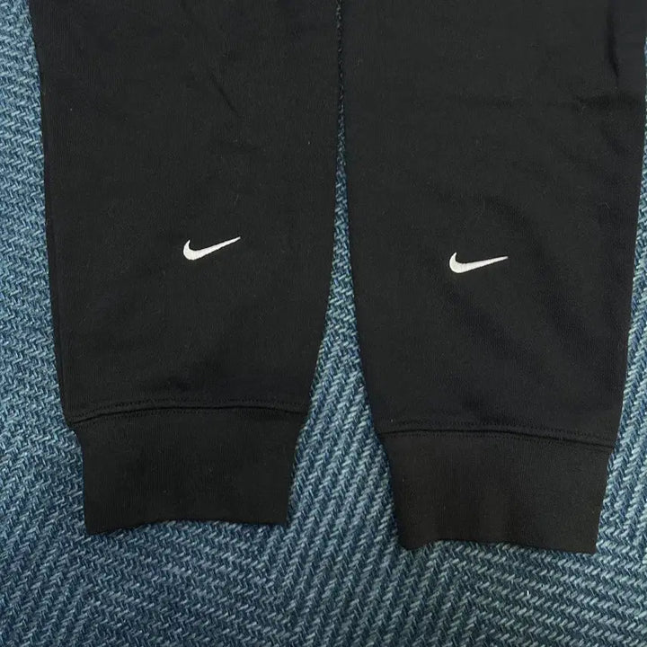 [SOLD OUT] [L] 나이키 더블 스우시 조거 팬츠 만원샵