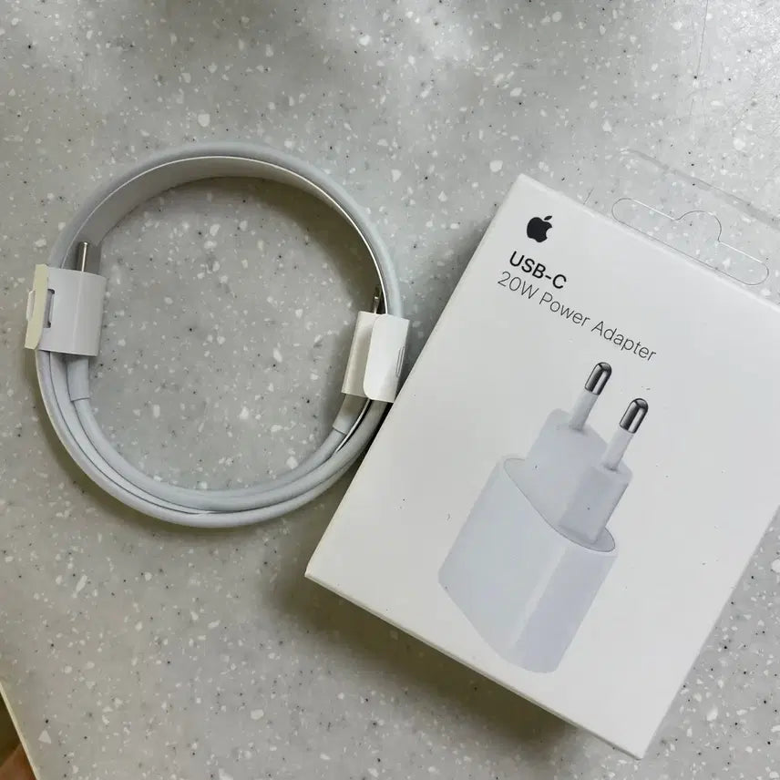 [BUNJANG] Apple iPhone 20W Fast Charging Cable and Adapter Set / 택포특가) 애플 아이폰 충전 고속 20W 케이블 어댑터