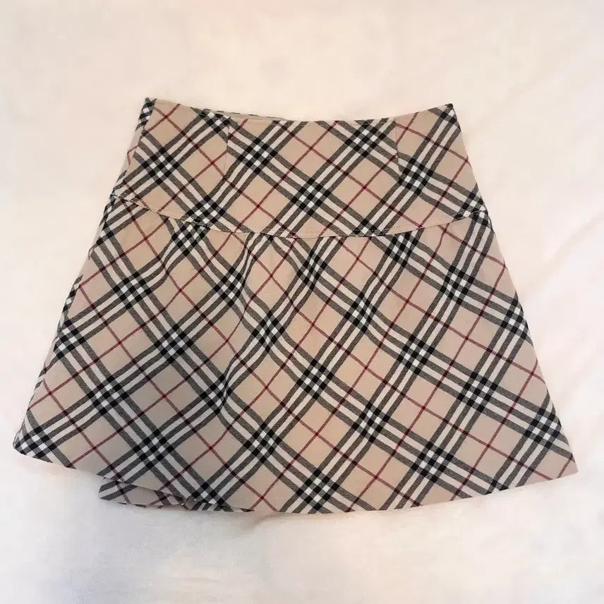 [BUNJANG] Burberry Blue Label Wrap Skirt Nova Check Mini Midi Beige Brown / 버버리 블루라벨 랩 스커트 /빈티지 미니 미디 노바체크 베이지 브라운