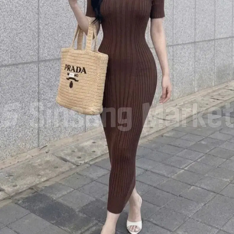 [BUNJANG] LEAVEE V-Neck Ribbed Knit Slim Fit Long Dress / [빠른발송] 레아브이ops 골지 니트 섹시 브이넥 라인 날씬 딱붙는 롱
