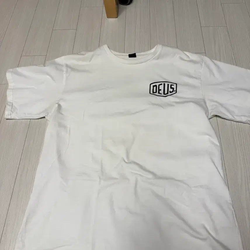 [BUNJANG] DEUS Ex Machina Short Sleeve T-Shirt White / 데우스 반팔