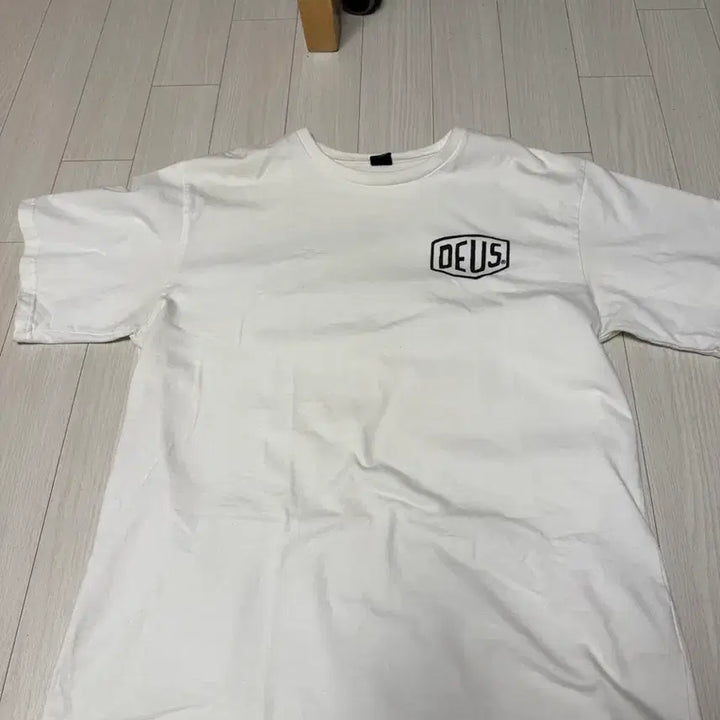 [BUNJANG] DEUS Ex Machina Short Sleeve T-Shirt White / 데우스 반팔