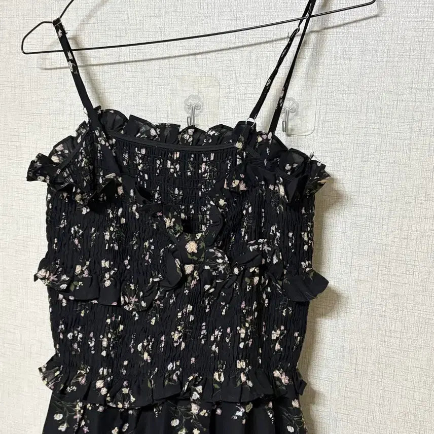 [BUNJANG] Floral Sleeveless Dress / 플라워 나시 원피스