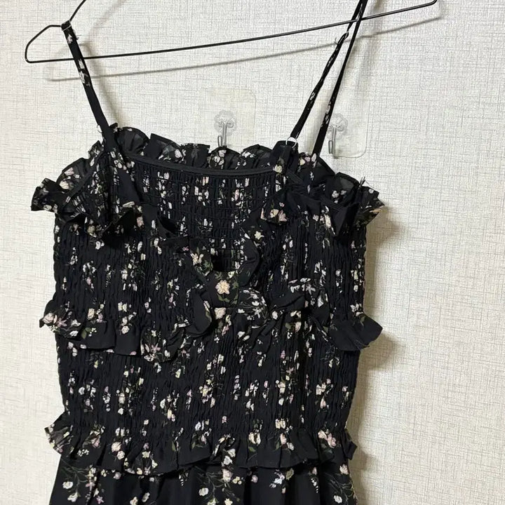 [BUNJANG] Floral Sleeveless Dress / 플라워 나시 원피스