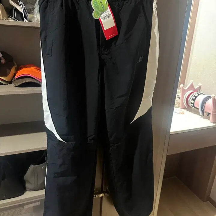 [BUNJANG] New Balance Pants (Small) / 뉴발란스 팬츠 (스몰) 55-66추천 (정가 109000원)