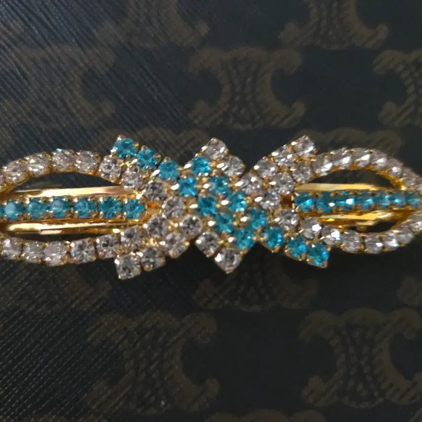 [BUNJANG] Color Cubic Ribbon Hairpin / 컬러 큐빅 리본 헤어핀