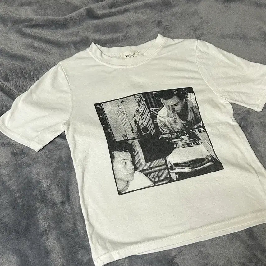 [BUNJANG] Vintage Movie Printing Slim Fit Short Sleeve T-Shirt / [슬림핏] 빈티지 무비 프린팅 반팔티