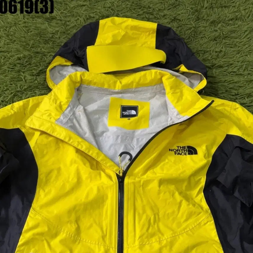 [BUNJANG] The North Face Windbreaker Yellow/Black L / 노스페이스 바람막이 옐로우 블랙l 0619