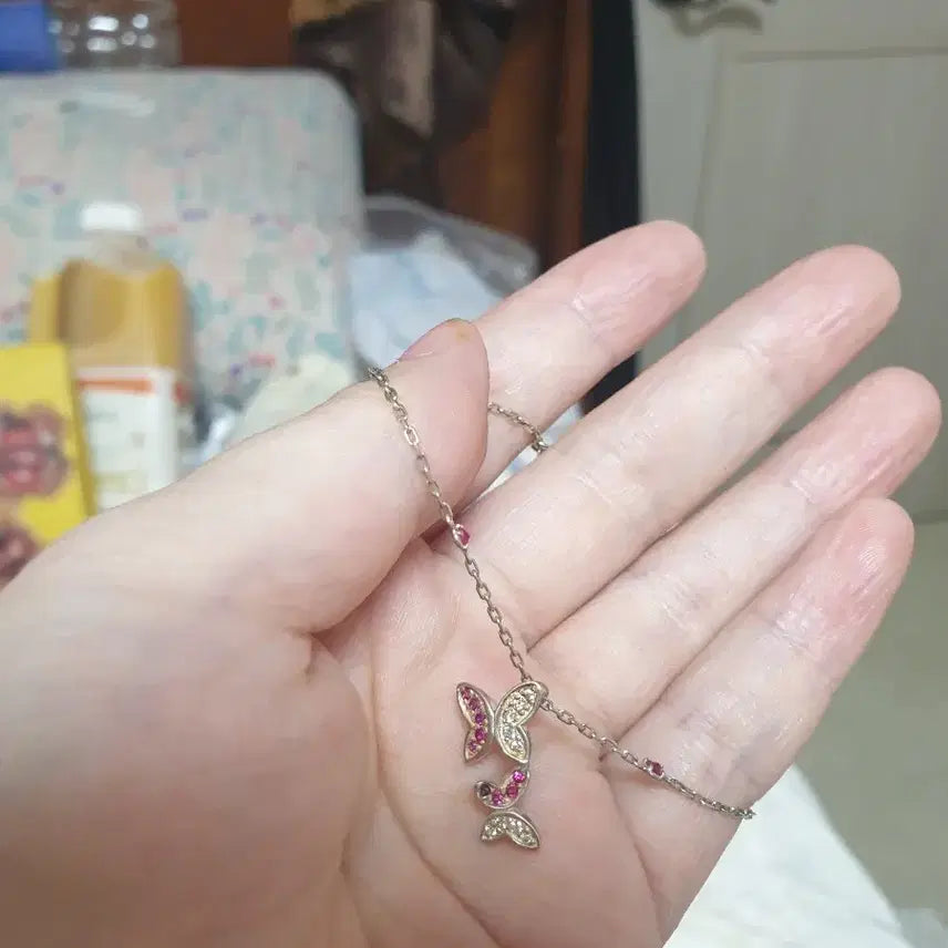 [BUNJANG] Silver Bracelet with Ruby Butterfly Pendant / 루비은팔찌
