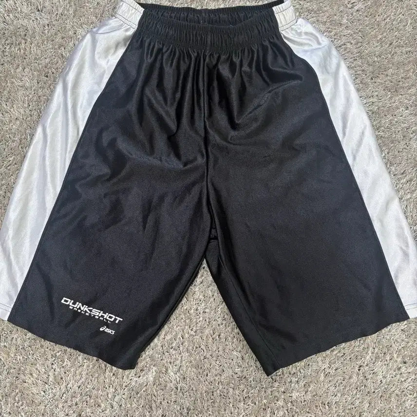 [BUNJANG] Asics Running Shorts (Japanese Release) - Size 32-34 / 일본판 아식스 반바지 사이즈 32-34