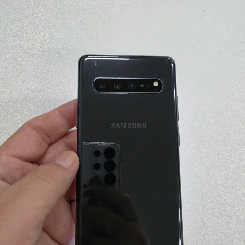[BUNJANG] Samsung Galaxy S10 5G 256GB Black Used Phone / 갤럭시 S105G 블랙 무잔상 A급 정상공기기 중고폰