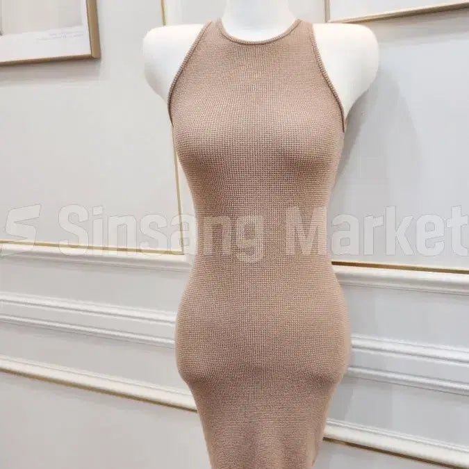 [BUNJANG] Halterneck Knit Sexy Mini Beach Dress / [빠른발송] 홀터ops 니트 뜨개 섹시 미니 비치 여름 딱붙는