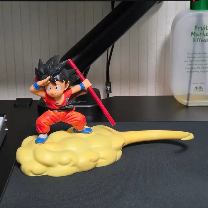 [BUNJANG] Dragon Ball Flying Nimbus Goku Figure / 드래곤볼 근두운 손오공 피규어