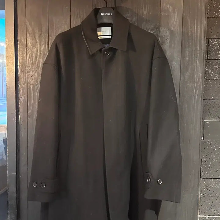 [BUNJANG] Ourself Balmacaan Coat Black / 아워셀브스 발마칸 코트