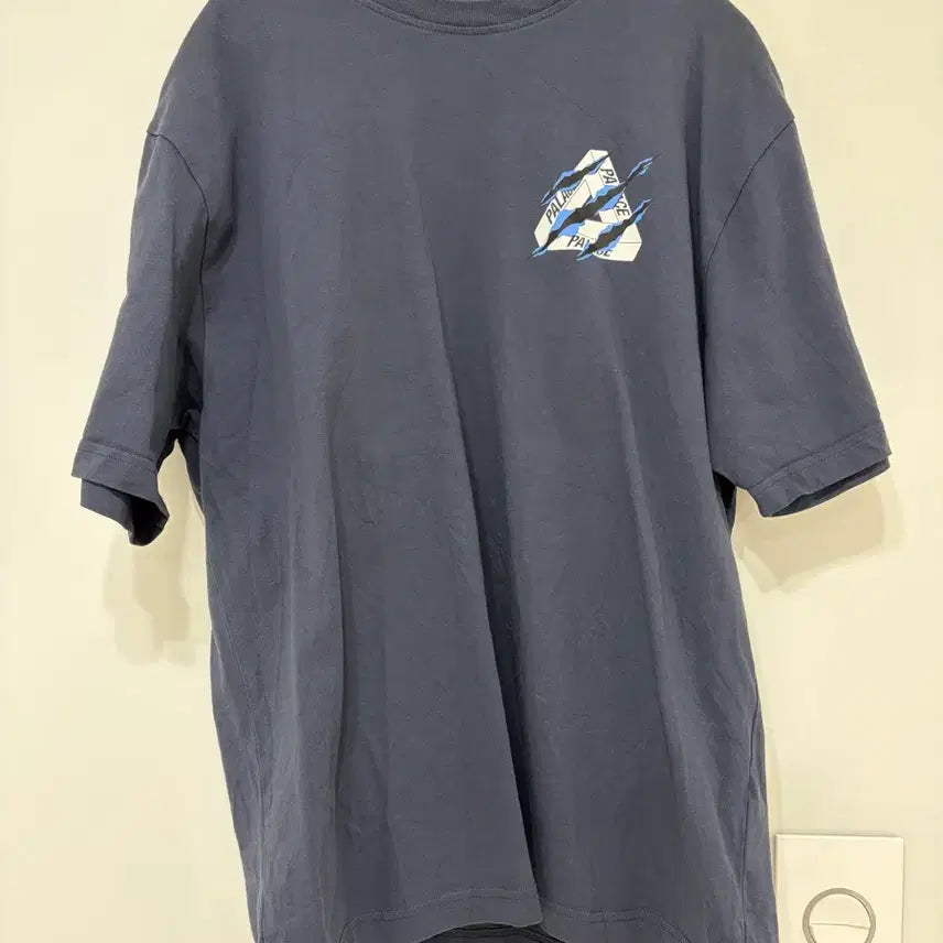 [BUNJANG] Palace Navy T-Shirt / 팔라스 반팔티 L 네이비