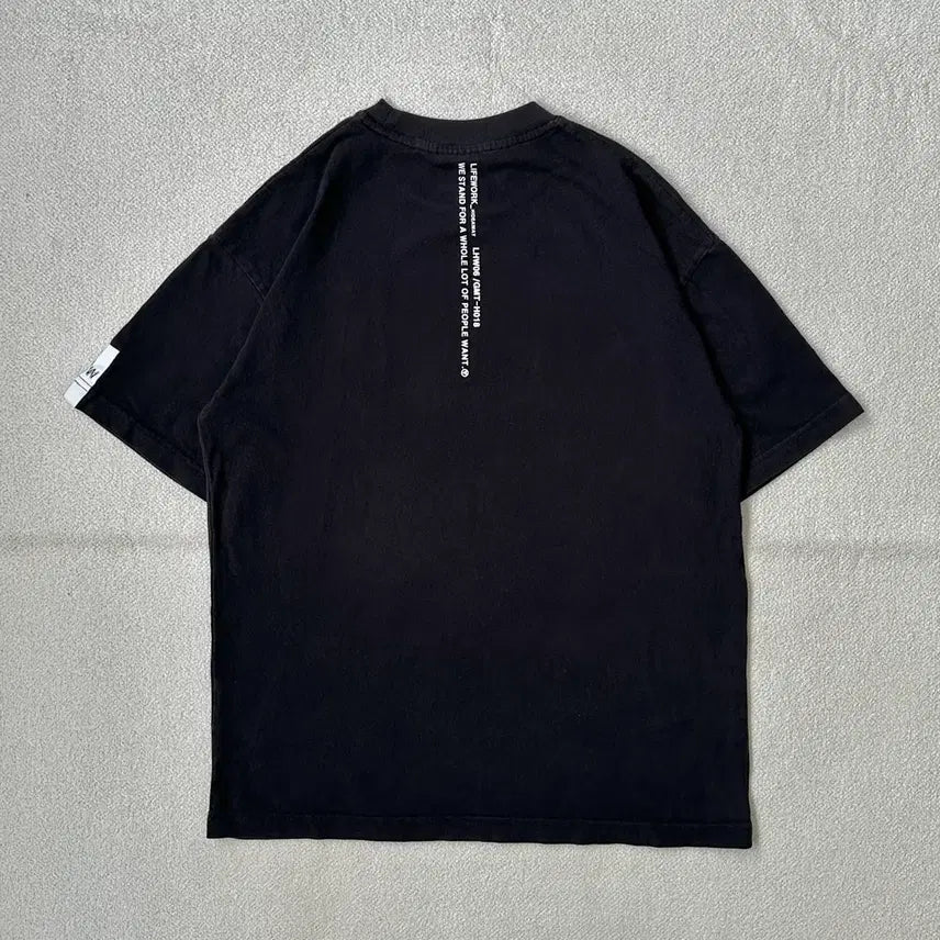 [BUNJANG] Life Work Silicone Radoc Wappen Short Sleeve T-Shirt / 라이프워크 실리콘 라독와펜 반팔티셔츠
