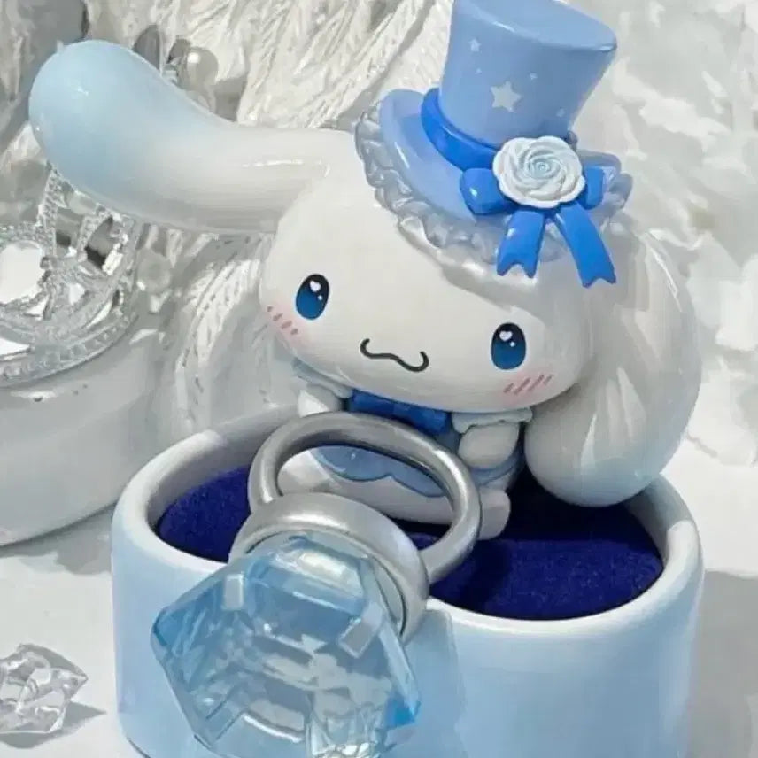 [BUNJANG] Wedding Series Cinnamoroll Figure / 웨딩시리즈 시나모롤 피규어