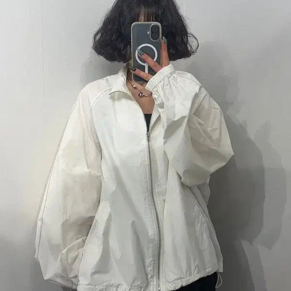 [BUNJANG] Matinkim Logo Coating Jumper Ivory / FREE 마뗑킴 로고 코팅 점퍼 아이보리