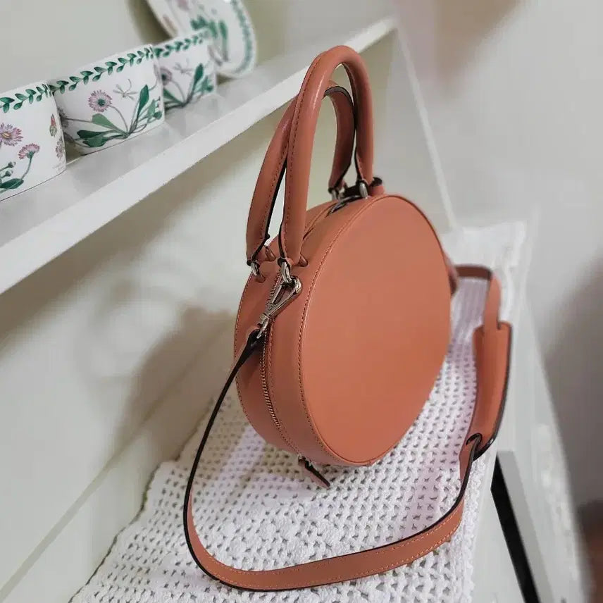 [BUNJANG] Stylish Genuine Leather Tote Bag Convertible Crossbody / 예쁜 소가죽 토트겸크로스백