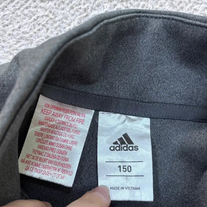 [BUNJANG] Adidas Kids Tricolor Track Zip-Up Jacket / 150 아디다스 키즈 삼선 포인트 트랙 집업 자켓 0619E2
