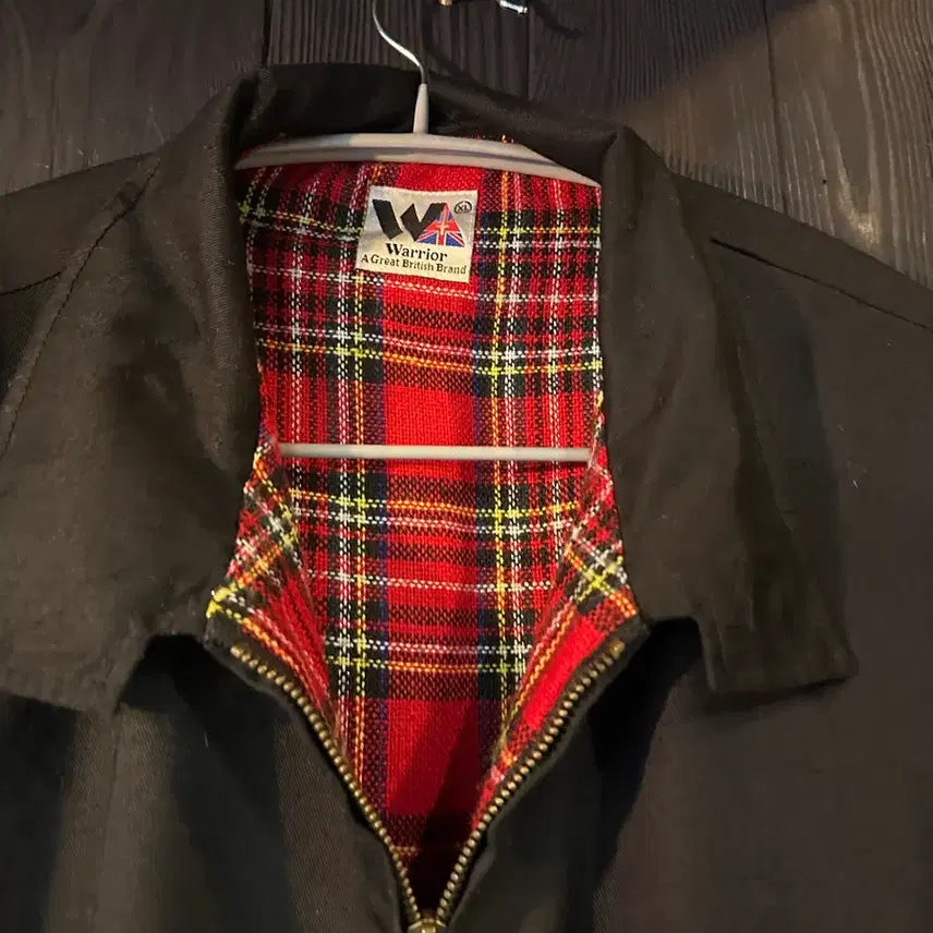 [BUNJANG] Black Check Lining Swing Jacket / 블랙 체크 스윙 자켓