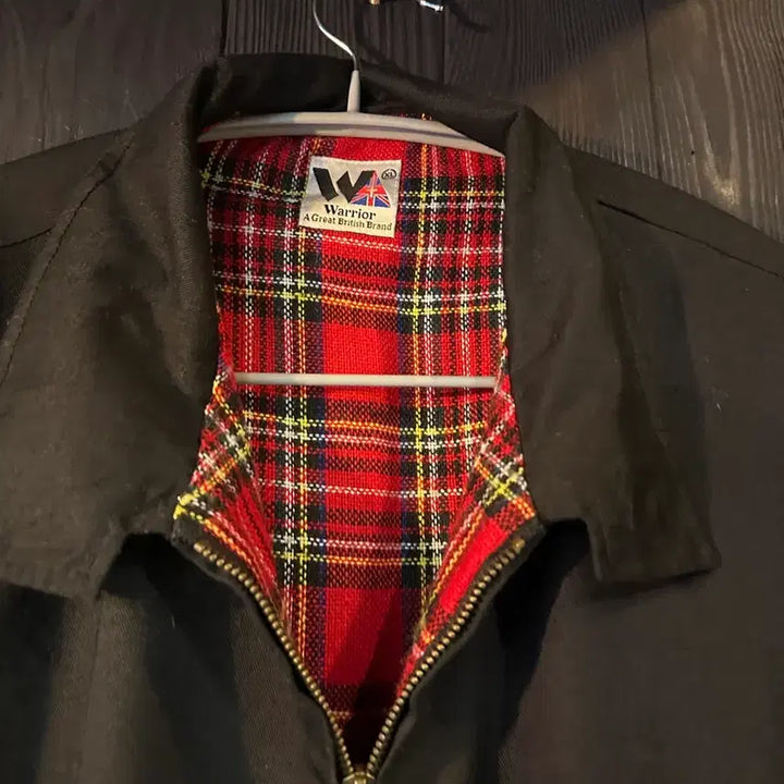 [BUNJANG] Black Check Lining Swing Jacket / 블랙 체크 스윙 자켓
