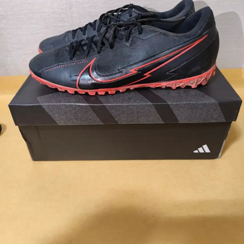 [BUNJANG] Nike Mercurial Academy 13 Futsal Shoes / 나이키 머큐리얼 아카데미 13 275  풋살화 팝니다